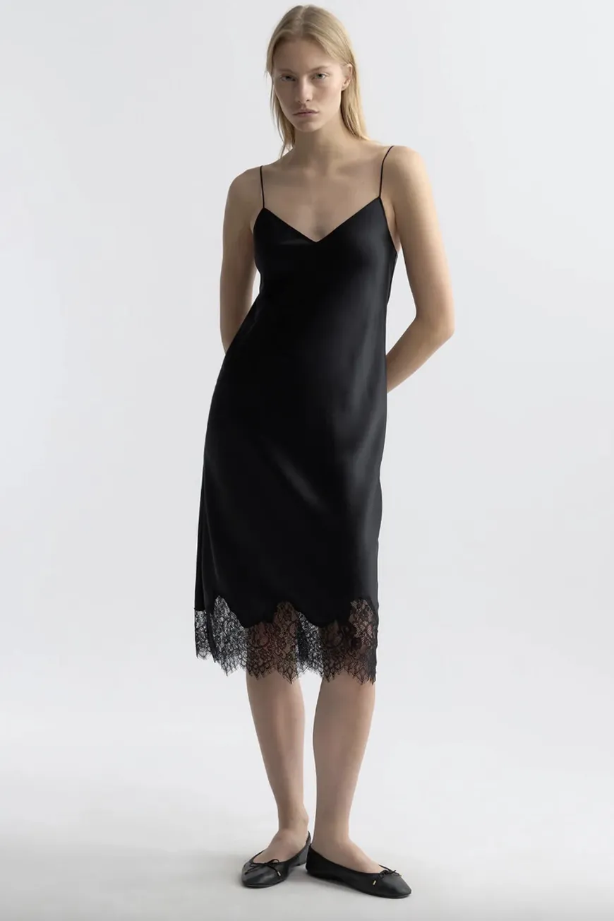 13492w349 Black 1
