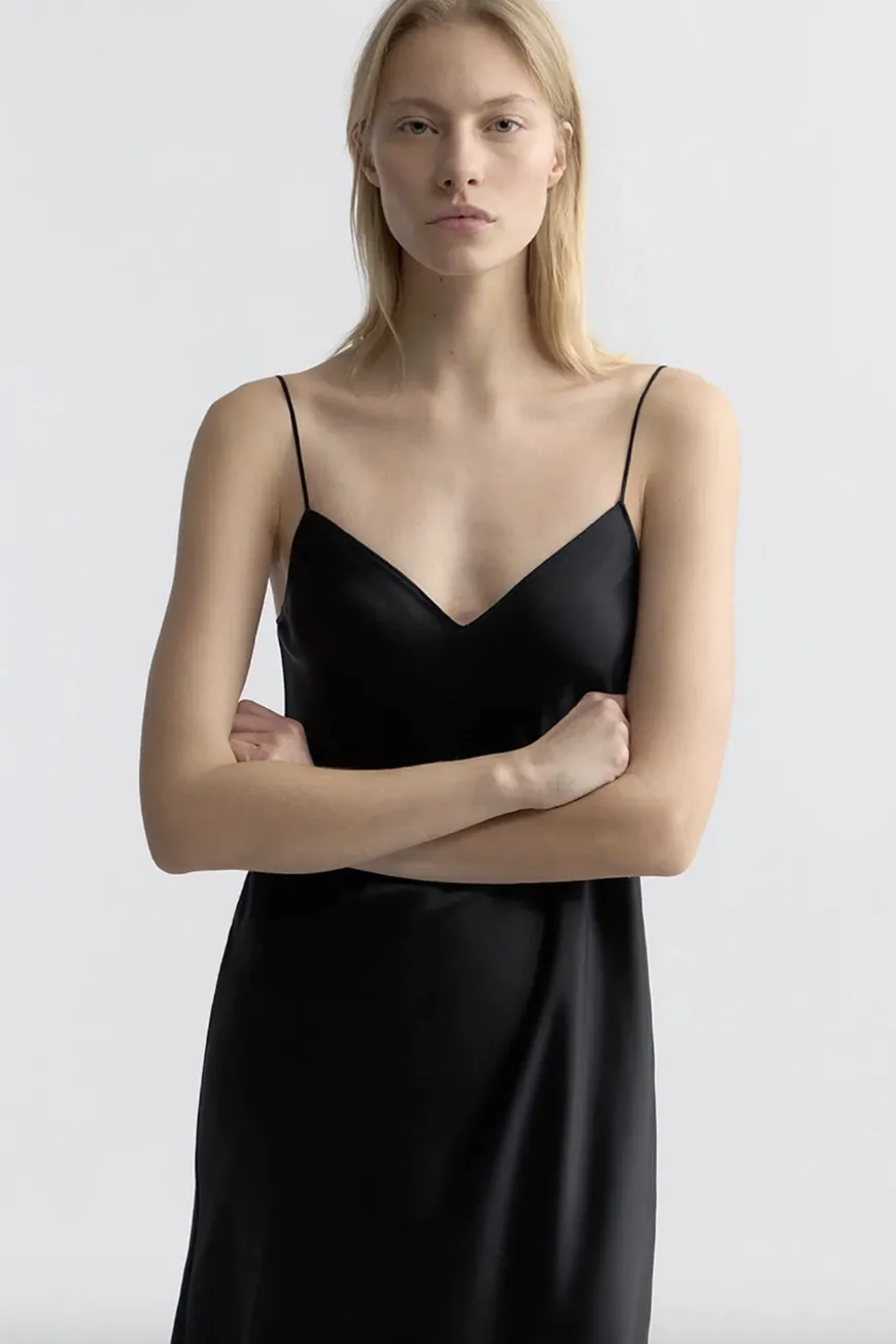 13492w349 Black 2