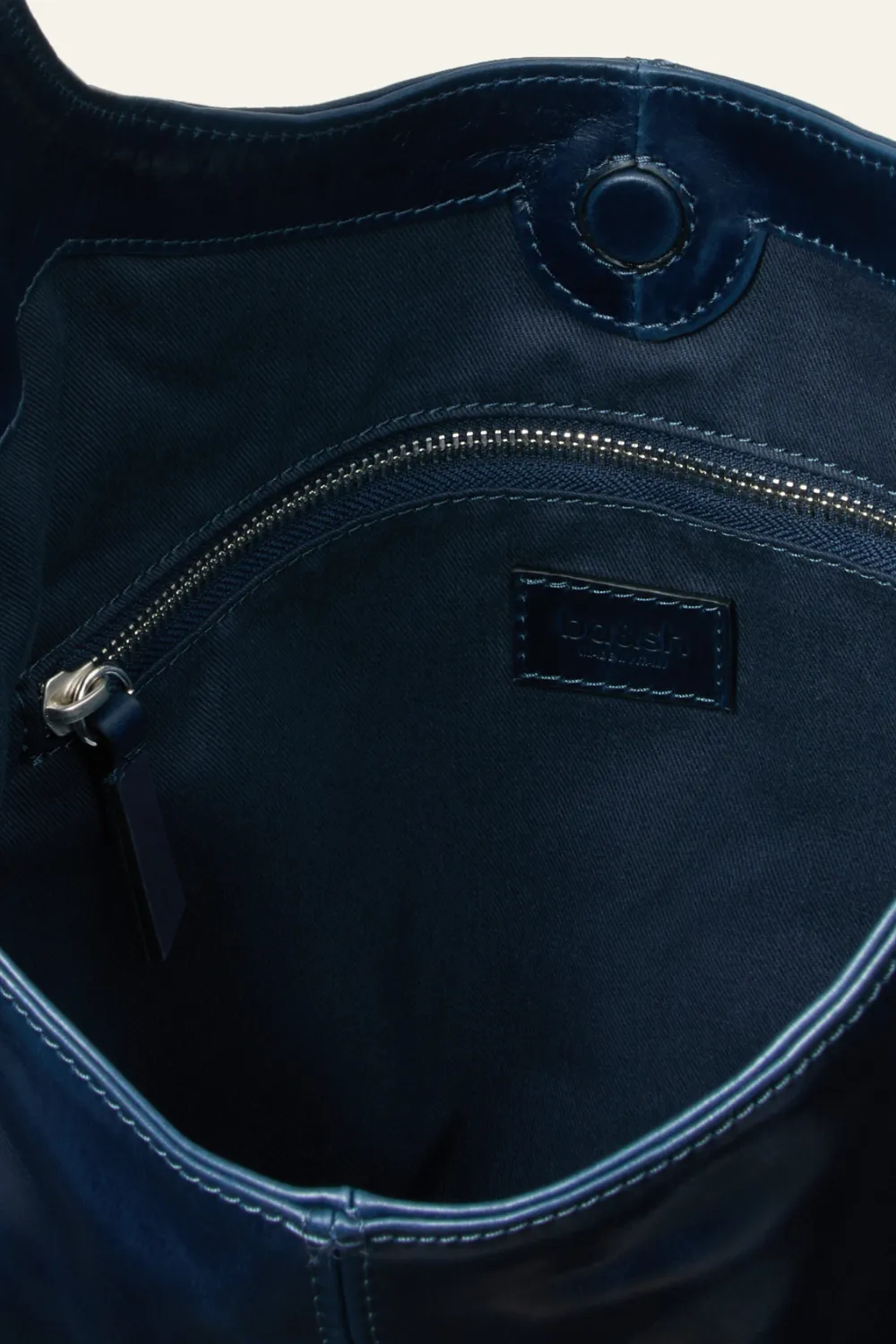 2e26yylv Navy 4.webp