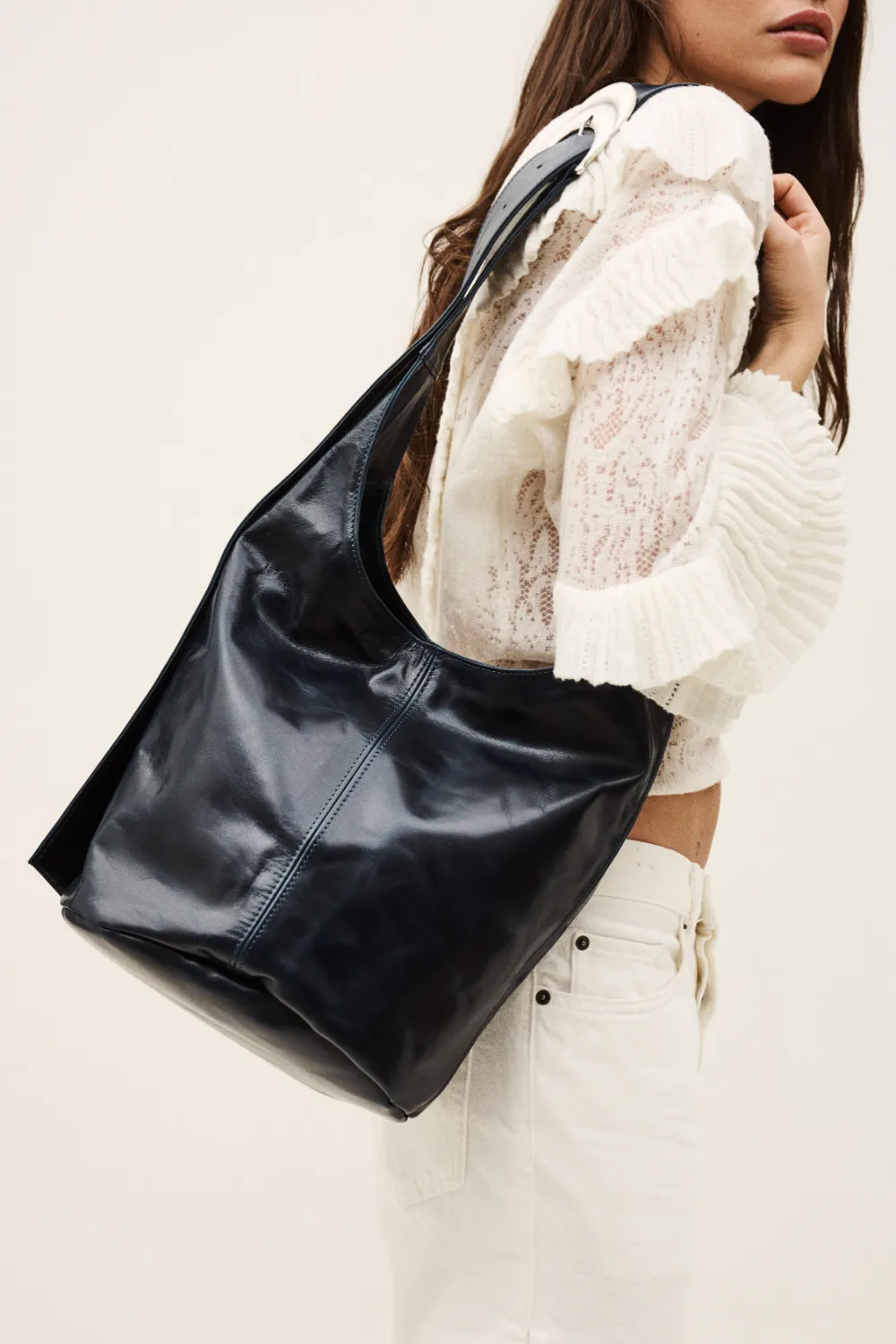 2e26yylv Navy 5.webp