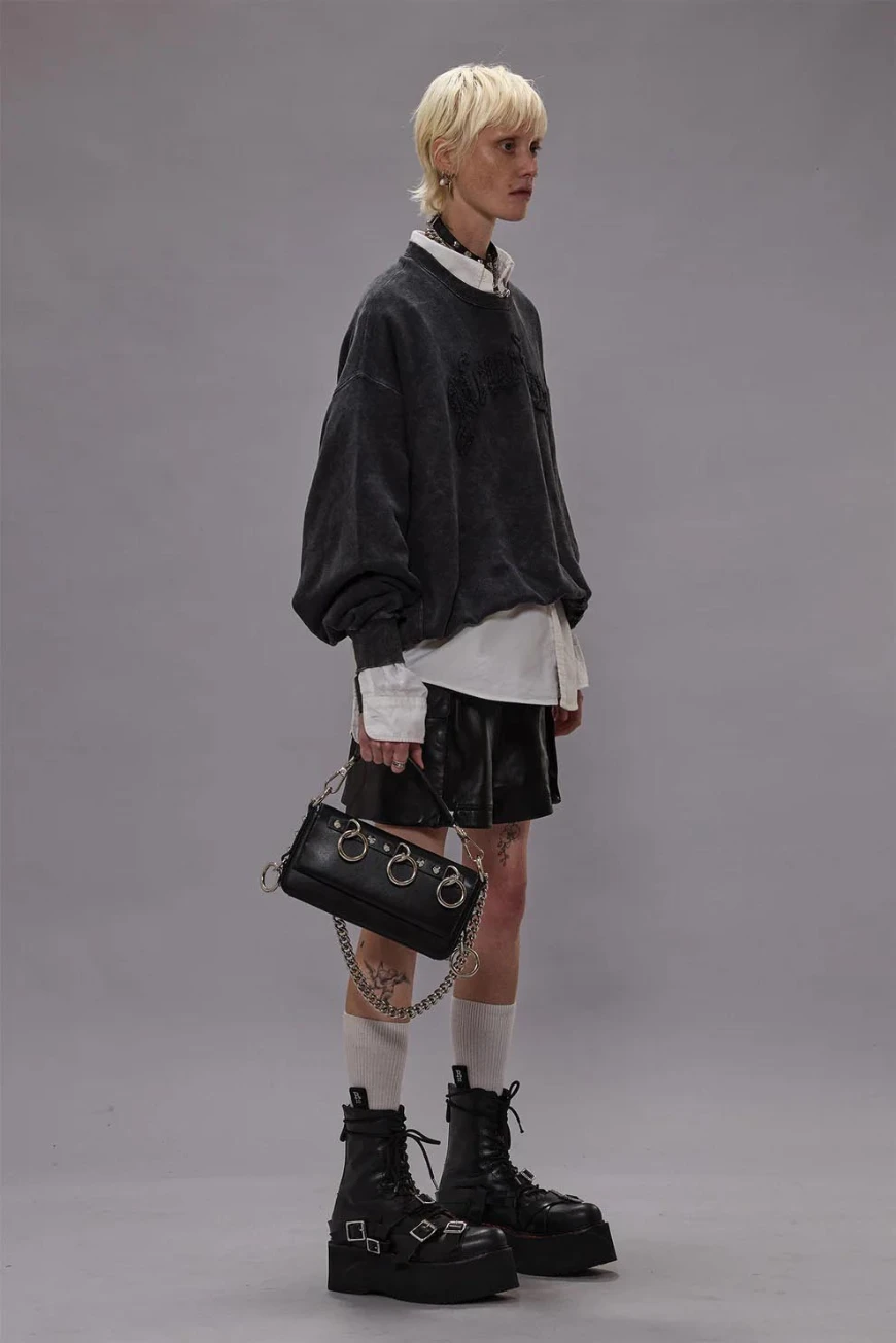 Boutique77 - סווטשירט New York Balloon – R13WK260K001O – washed-black – 1